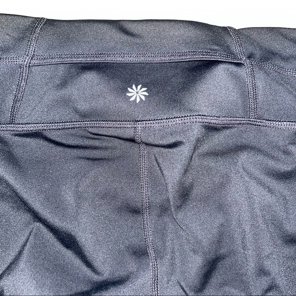 Athleta Black Aura Sonar Capri Leggings - Picture 6 of 11